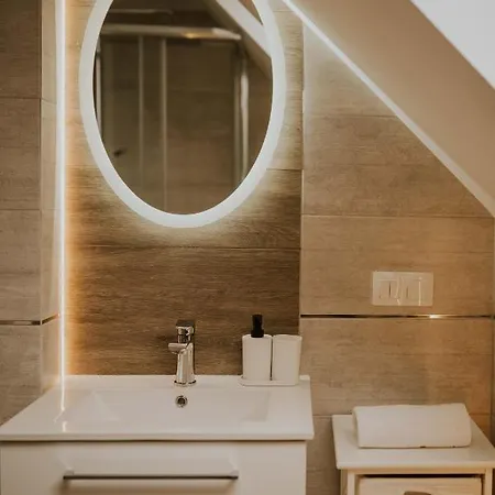 Adele Nocleg ze śniadaniem